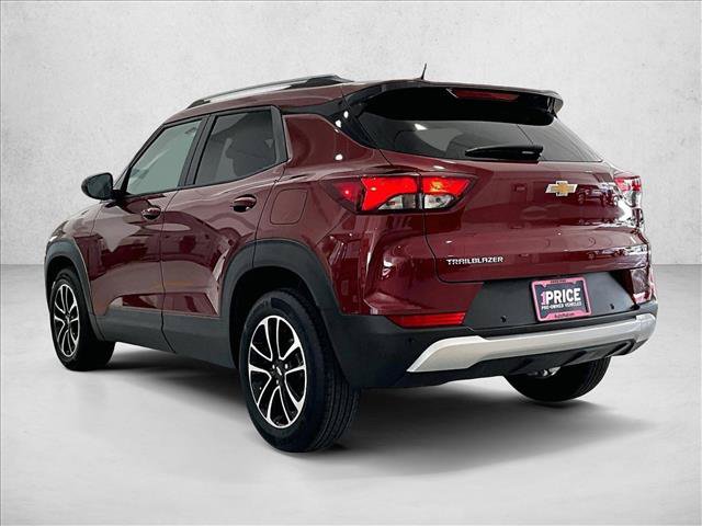 Used 2024 Chevrolet TrailBlazer LT w/ Convenience Package FWD image 13