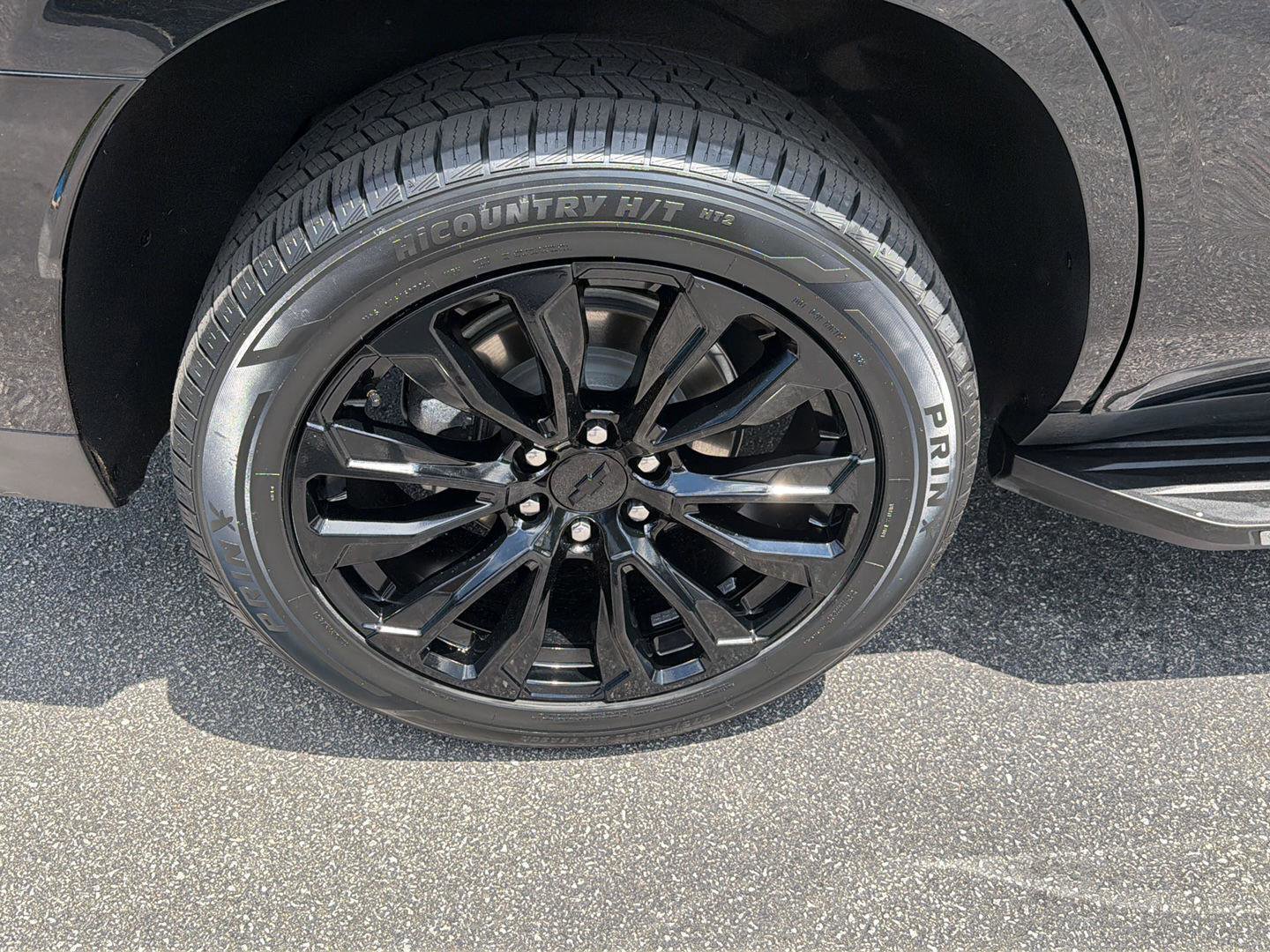 Used 2024 Chevrolet Tahoe LT RWD image 41