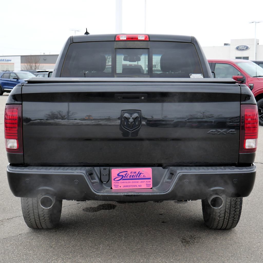 Used 2017 RAM 1500 Sport w/ Black Ram 1500 Sport Group image 10