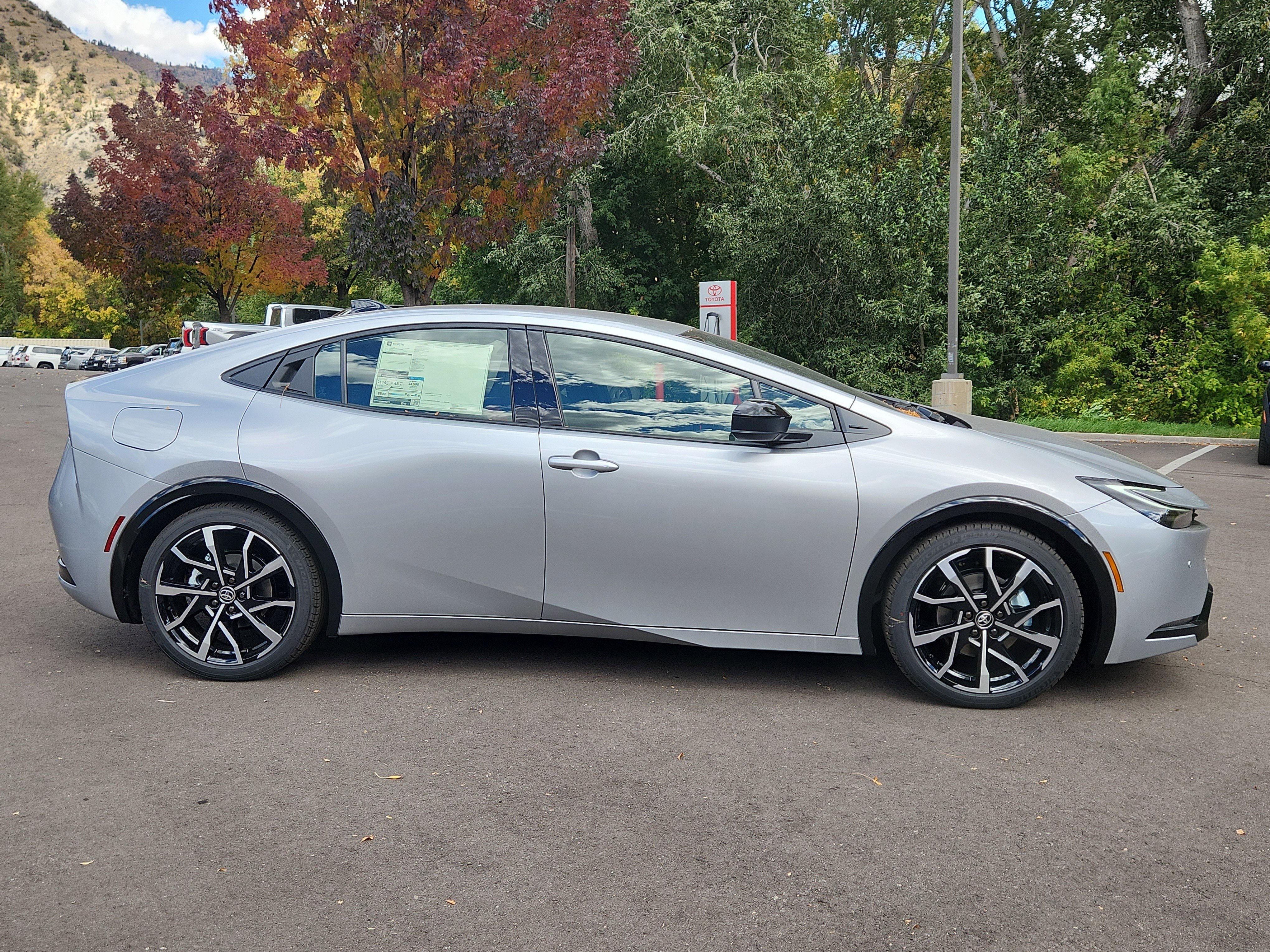New 2026 Toyota Prius Plug-In Hybrid image 2