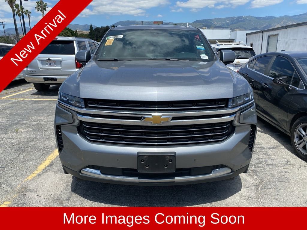 Used 2022 Chevrolet Suburban LT RWD image 2