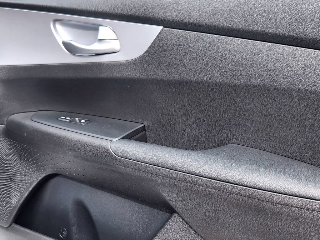 Certified 2023 Kia Forte LX FWD image 19