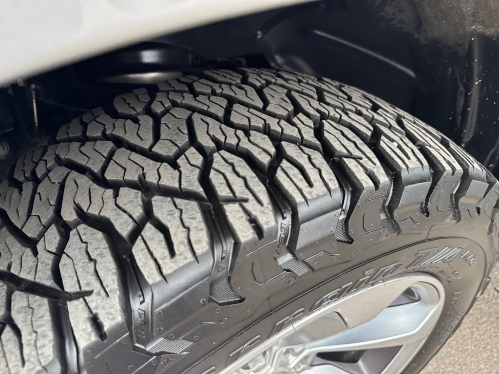 Used 2019 RAM 1500 Limited w/ Advanced Safety Group AWD/4WD image 27