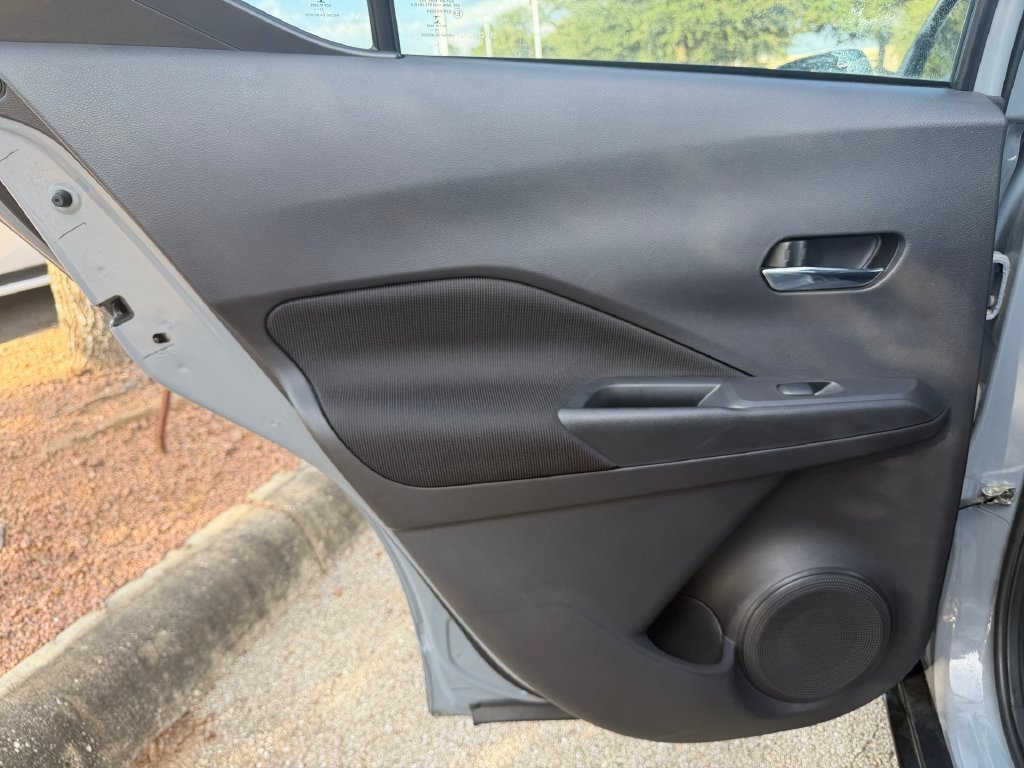 Used 2023 Nissan Kicks SV FWD image 27