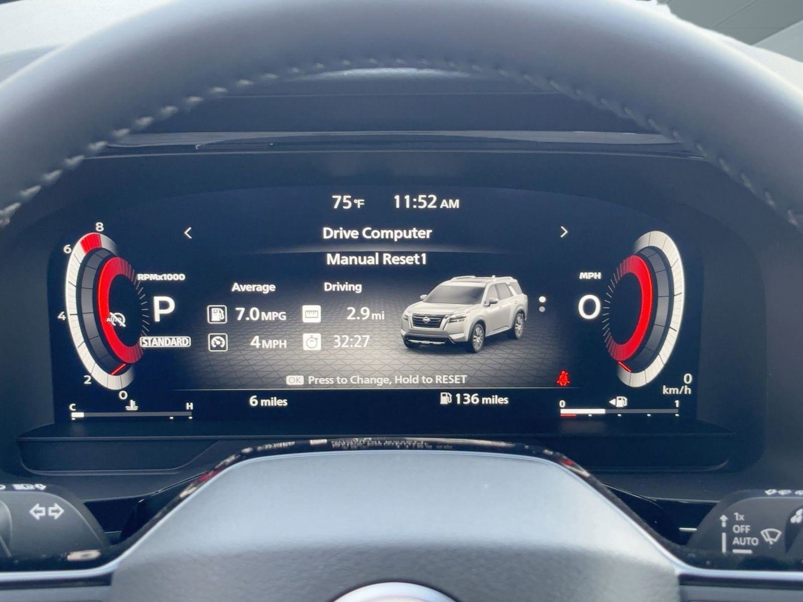 New 2026 Nissan Pathfinder Platinum image 17