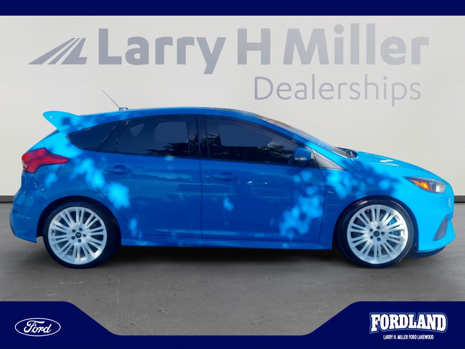 Used 2017 Ford Focus RS AWD/4WD image 6