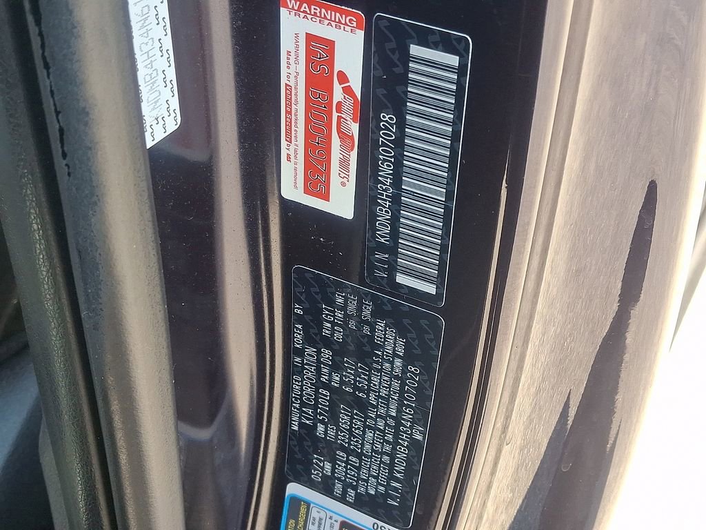 Used 2022 Kia Carnival LX image 30