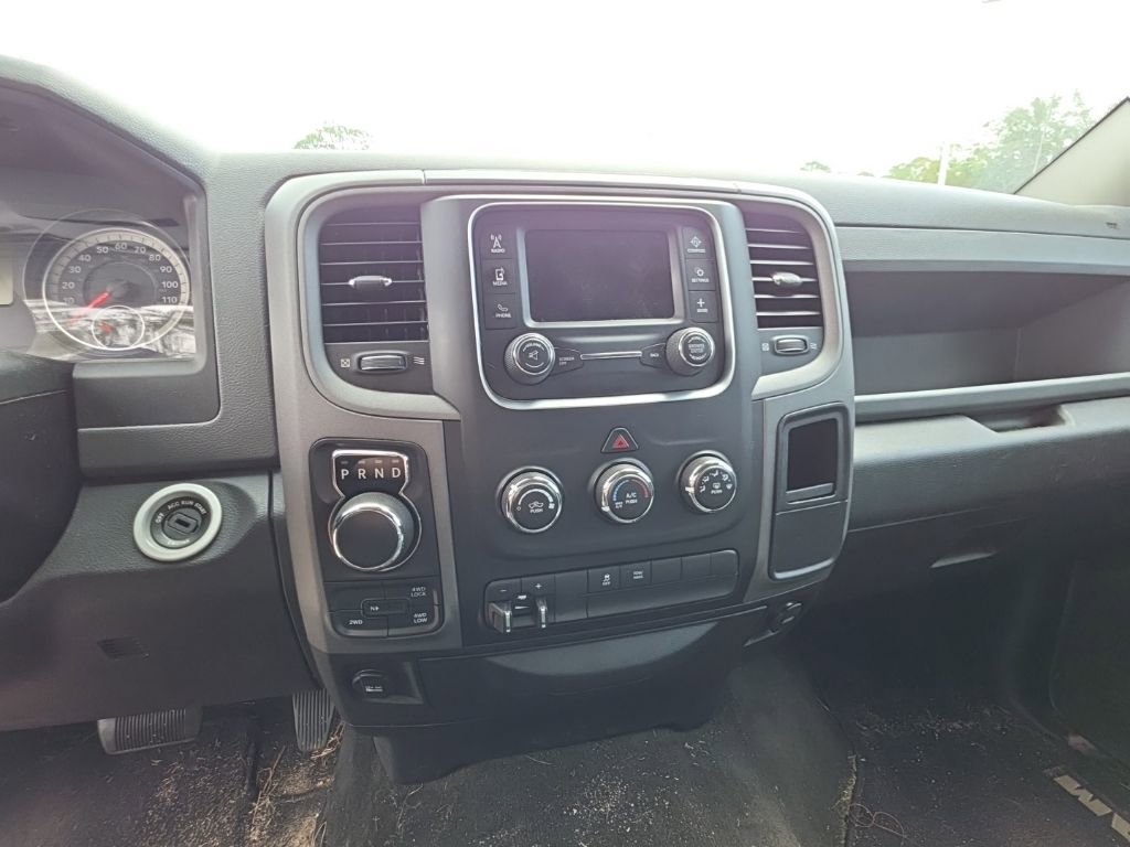 Used 2017 RAM 1500 Express w/ Black Ram 1500 Express Group image 11