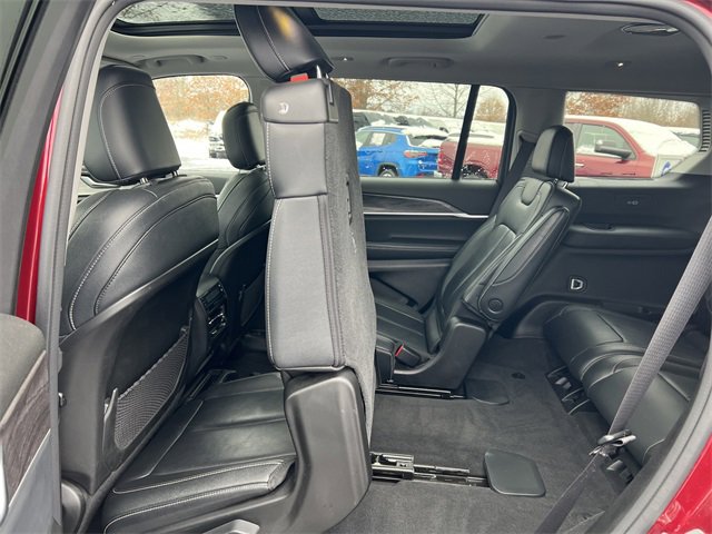 Certified 2023 Jeep Grand Cherokee L Limited image 6