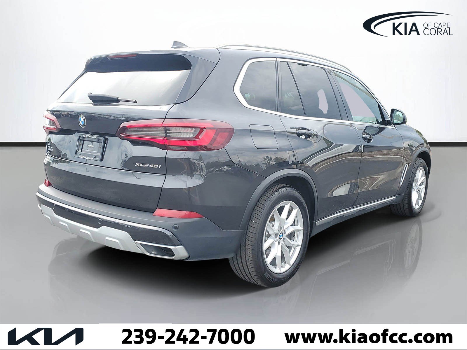 Used 2021 BMW X5 xDrive40i w/ Convenience Package AWD/4WD image 4