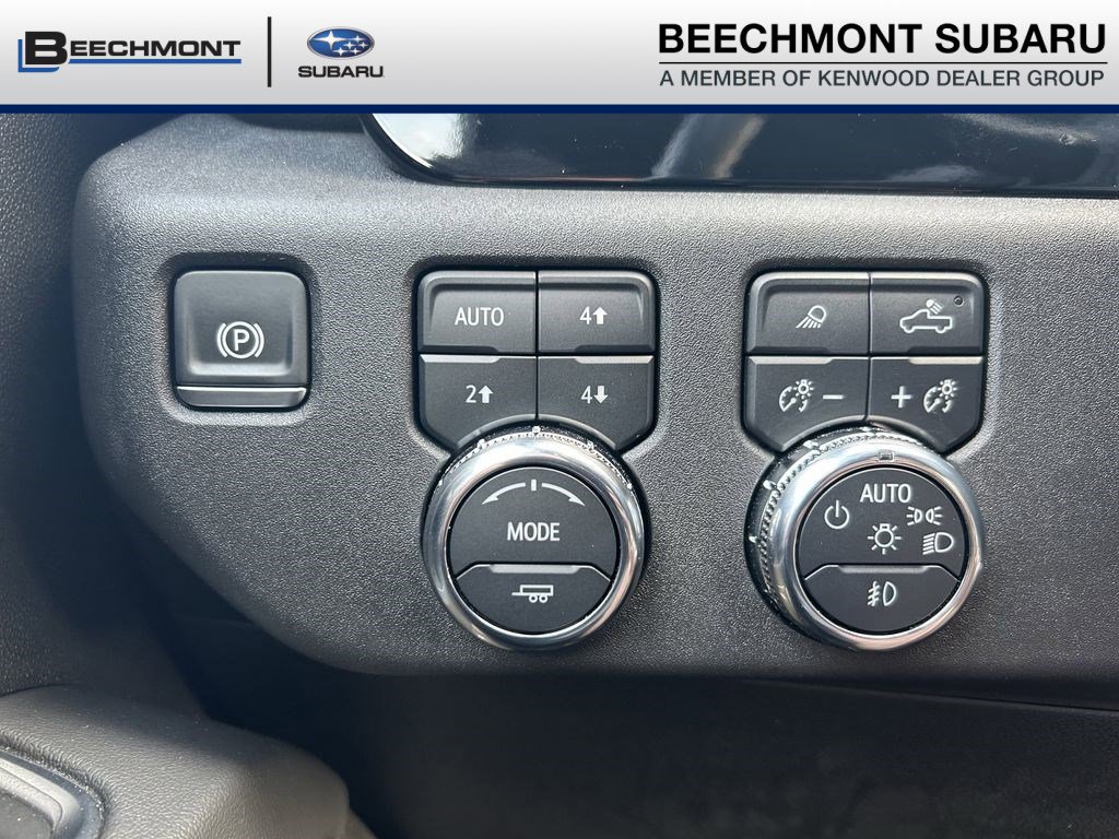 Used 2025 GMC Sierra 2500 SLT w/ SLT Premium Package AWD/4WD image 29