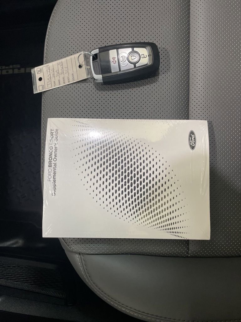 Used 2025 Ford Bronco Sport Badlands w/ Badlands Tech Package AWD/4WD image 29