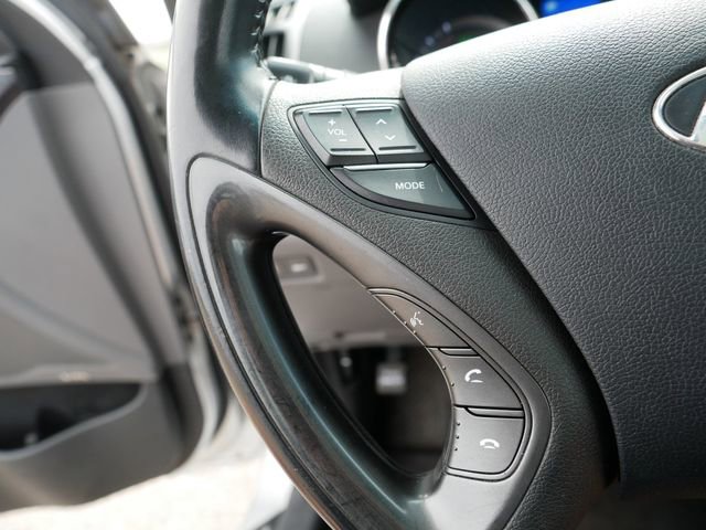 Used 2014 Hyundai Sonata Limited w/ Panoramic Sunroof Package 02 image 25