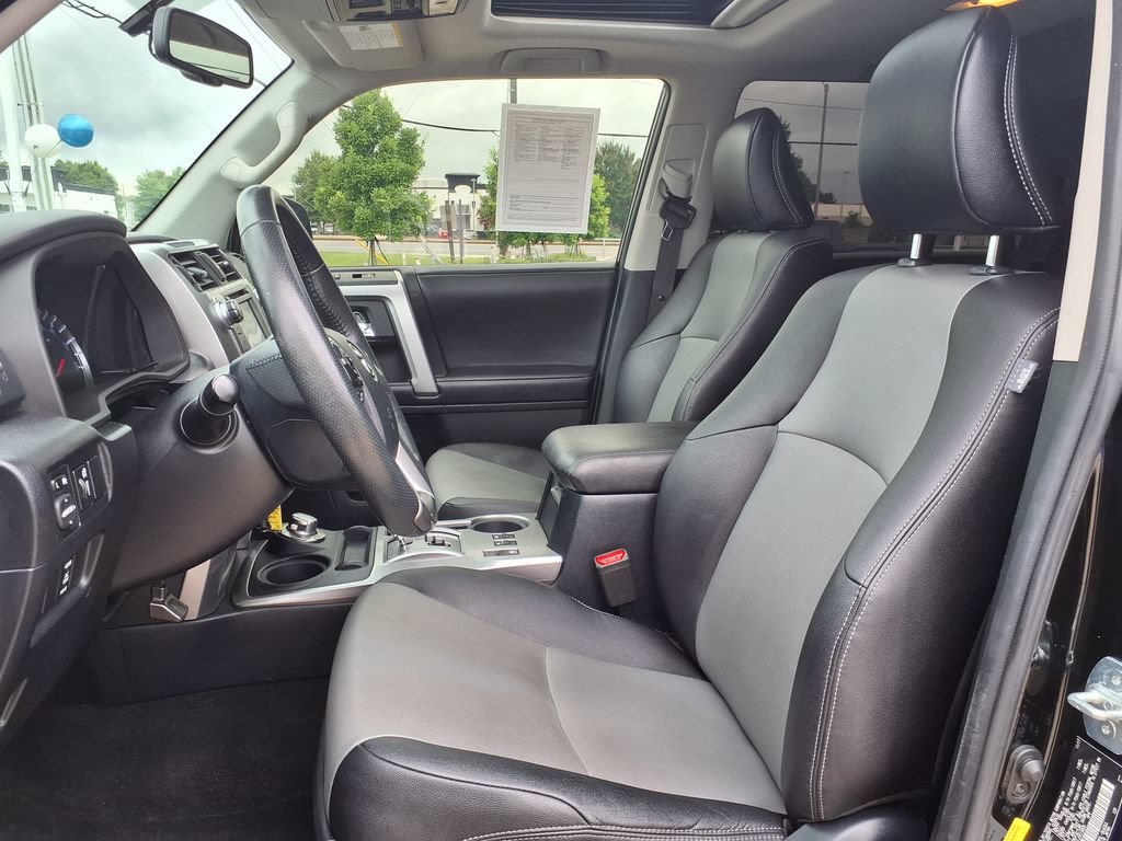 Used 2018 Toyota 4Runner SR5 Premium AWD/4WD image 15