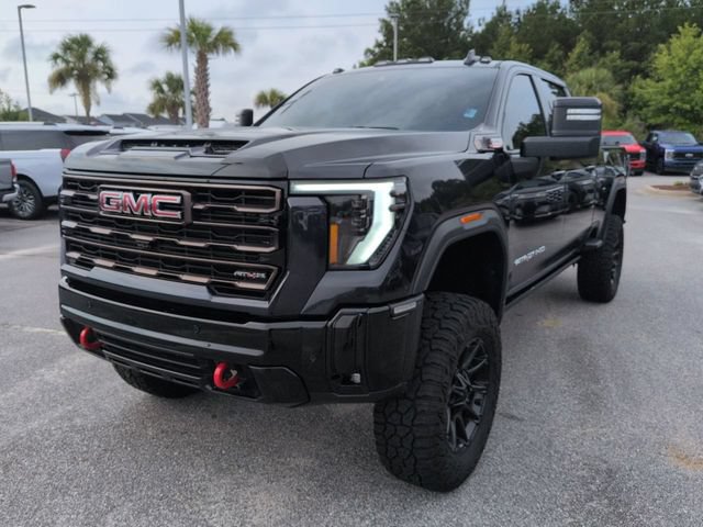 Used 2025 GMC Sierra 2500 AT4X AWD/4WD image 8