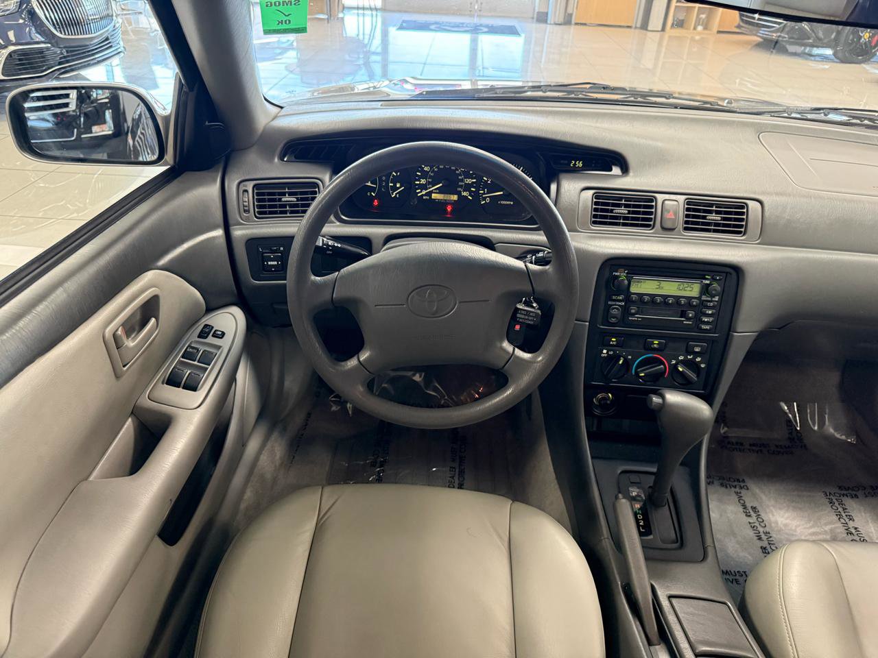 Used 2000 Toyota Camry CE FWD image 11