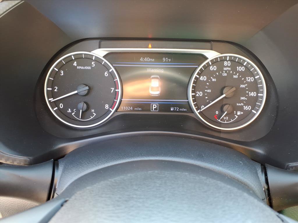Used 2024 Nissan Sentra SV w/ SV Premium Package FWD image 27