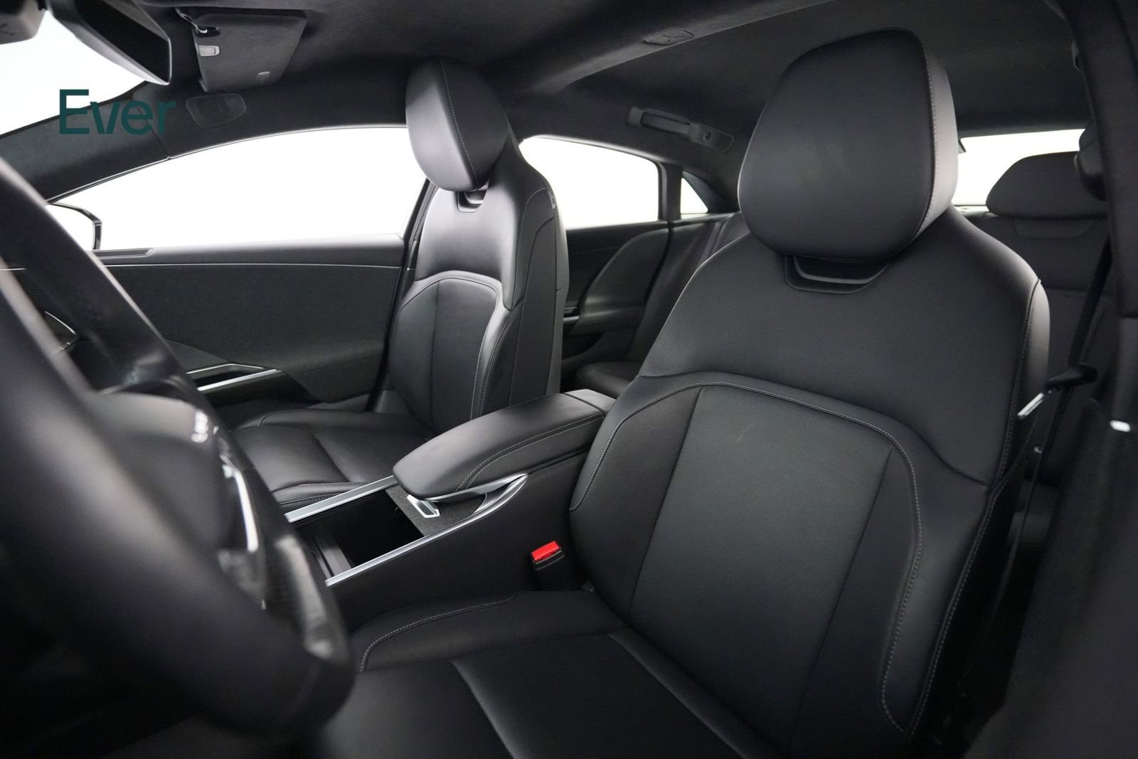 Used 2023 Lucid Air Pure AWD/4WD image 4