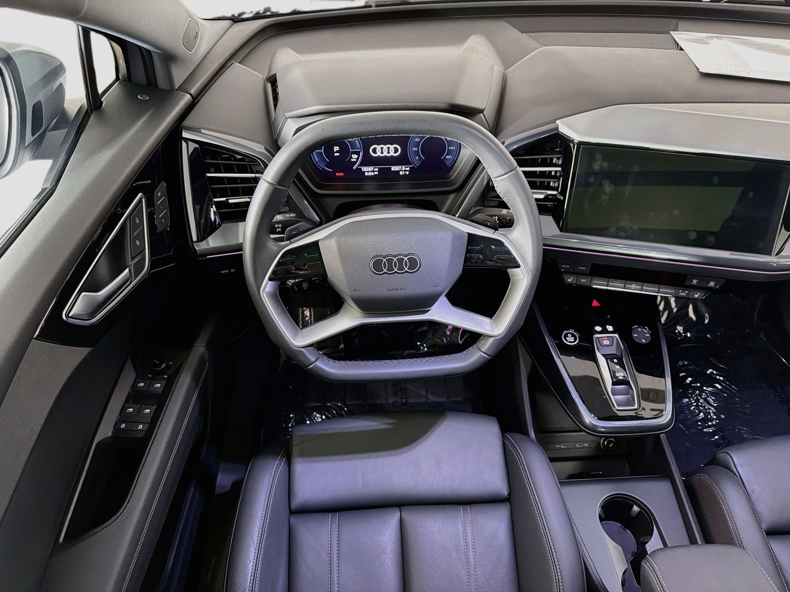 Certified 2023 Audi Q4 e-tron Premium Plus w/ Premium Plus AWD/4WD image 23