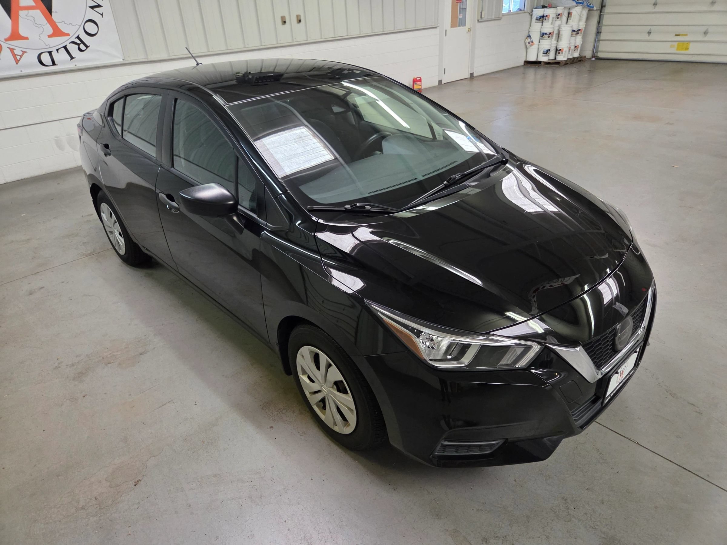Used 2020 Nissan Versa S FWD image 11