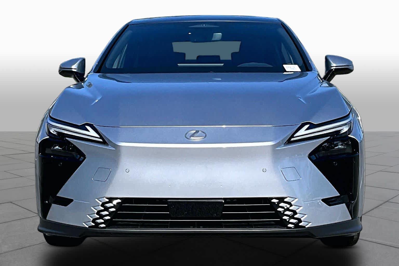 New 2026 Lexus ES 350e w/ Convenience Package FWD image 3