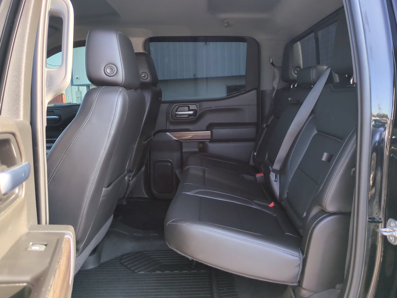 Used 2020 Chevrolet Silverado 1500 RST AWD/4WD image 13