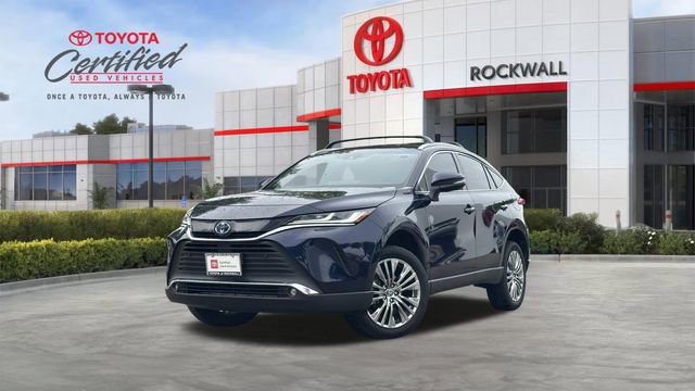 Certified 2024 Toyota Venza XLE image 1