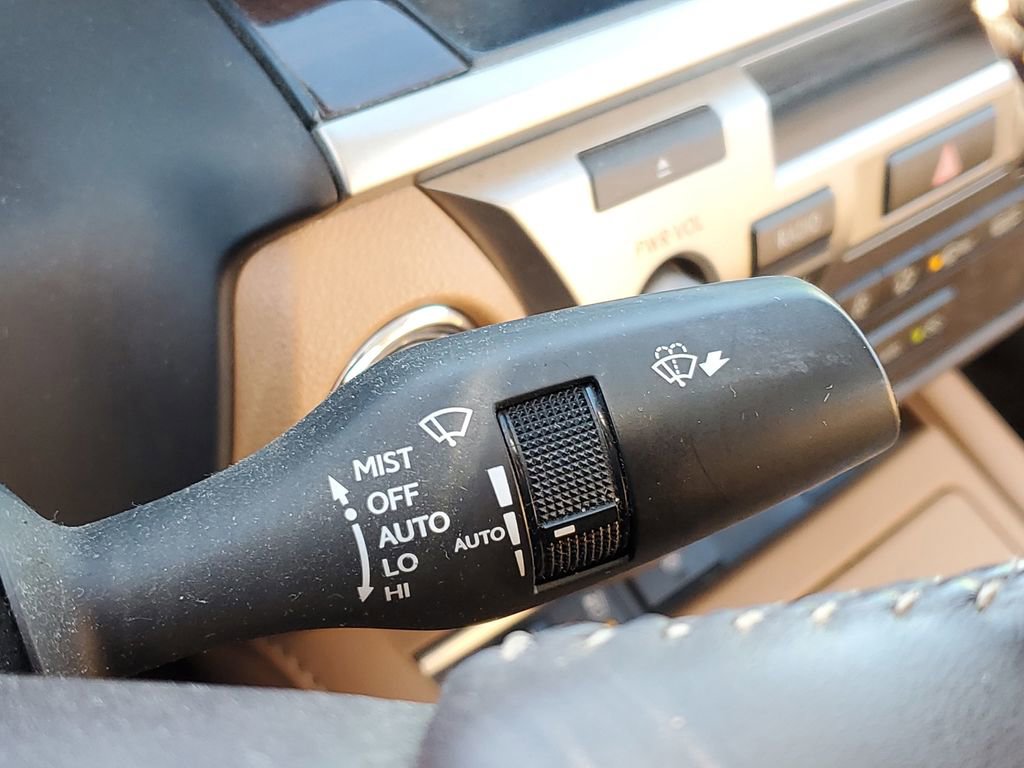 Used 2016 Lexus ES 350 w/ Navigation System Package image 17