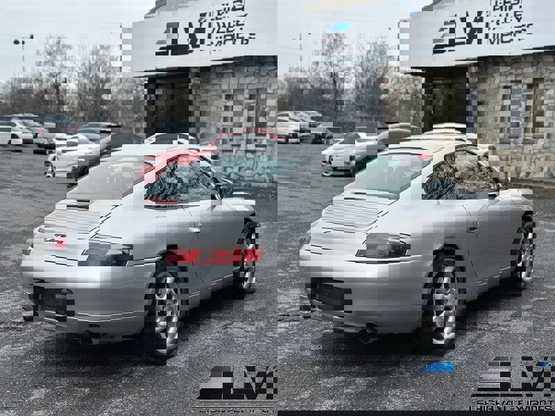 Used 2001 Porsche 911 Carrera 4 image 8