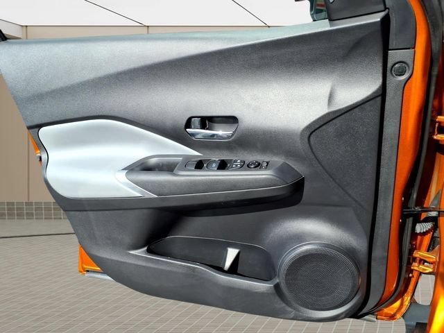 Used 2023 Nissan Kicks SR w/ SR Premium Package FWD image 30