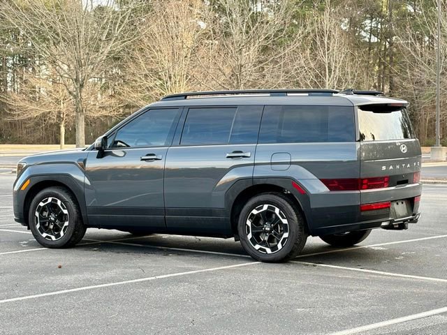 Used 2025 Hyundai Santa Fe SEL image 4