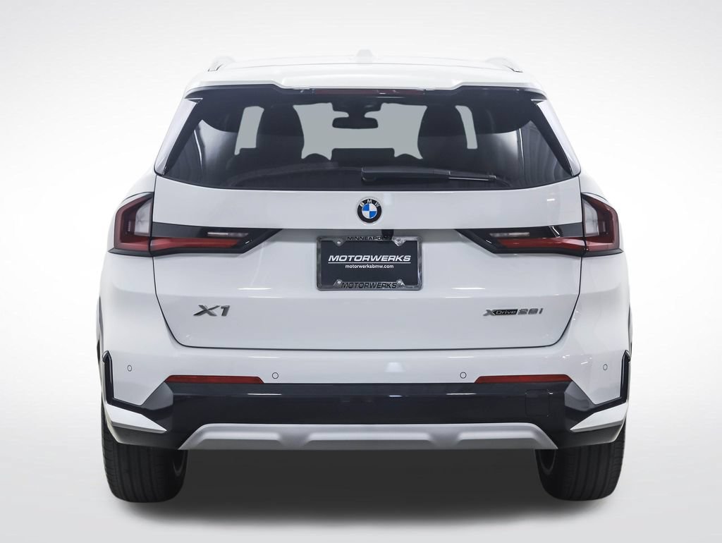 Used 2026 BMW X1 xDrive28i w/ Convenience Package AWD/4WD image 5