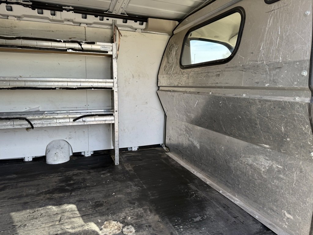 Used 2016 GMC Savana 2500 Extended image 12