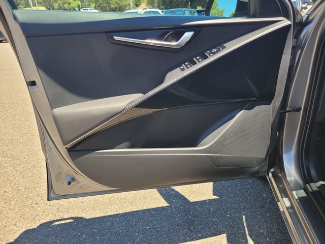 Used 2025 Kia Niro Wind FWD image 16