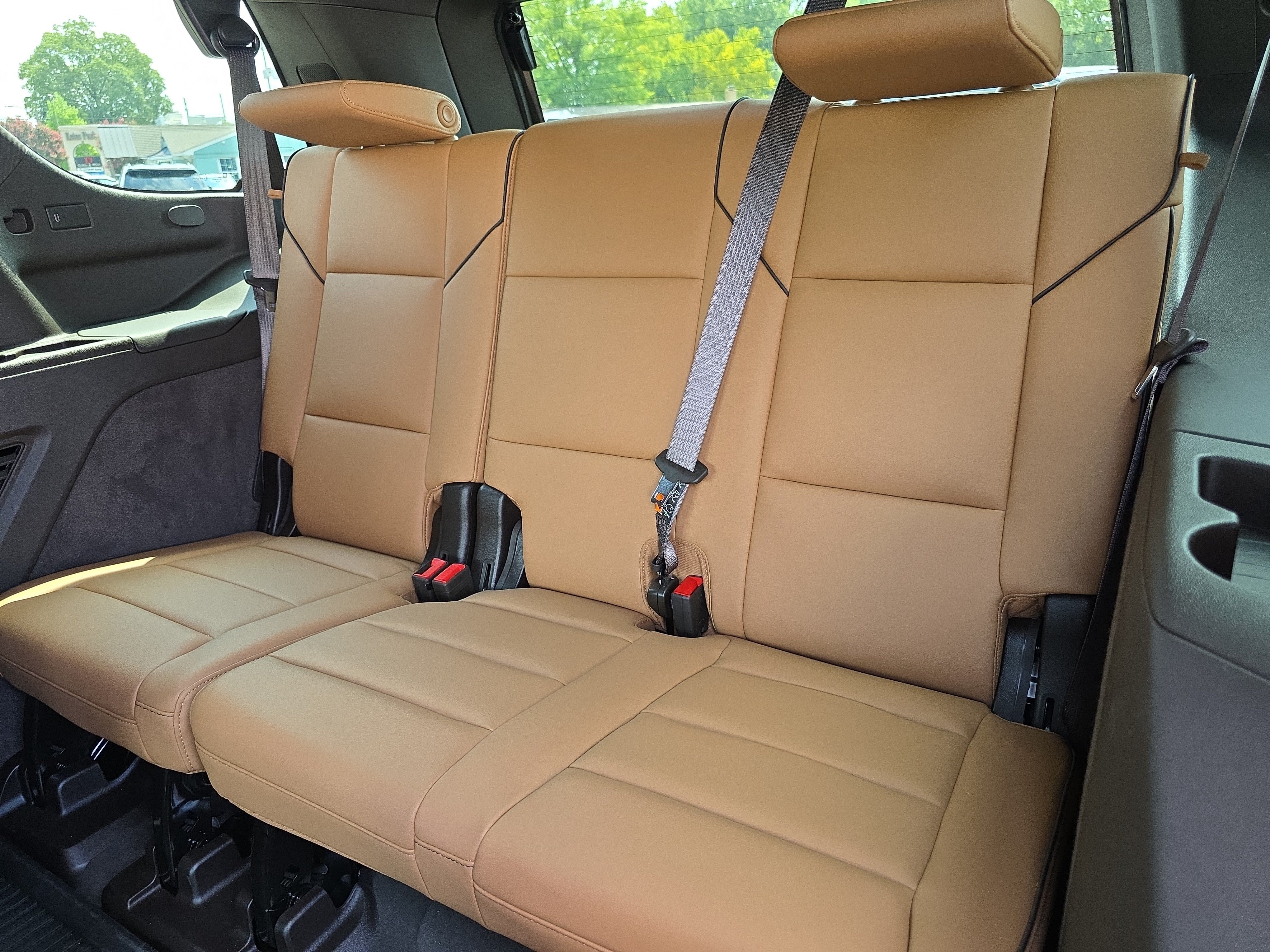 Used 2025 Cadillac Escalade Premium Luxury w/ Touring Package AWD/4WD image 12