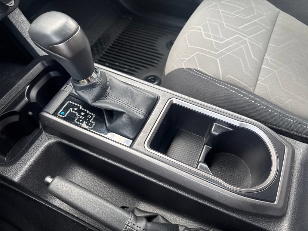 Used 2023 Toyota Tacoma TRD Off-Road AWD/4WD image 23