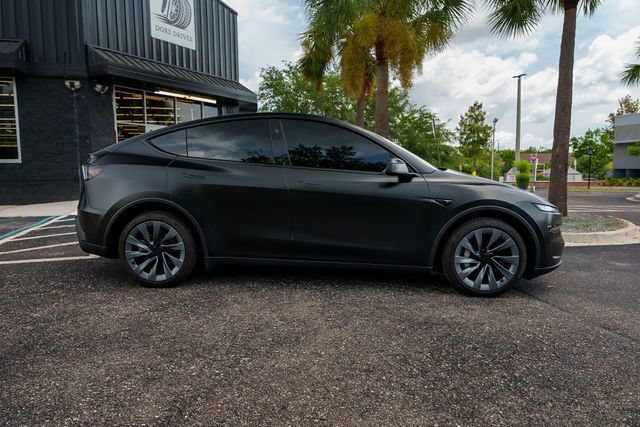 Used 2026 Tesla Model Y 2WD image 2