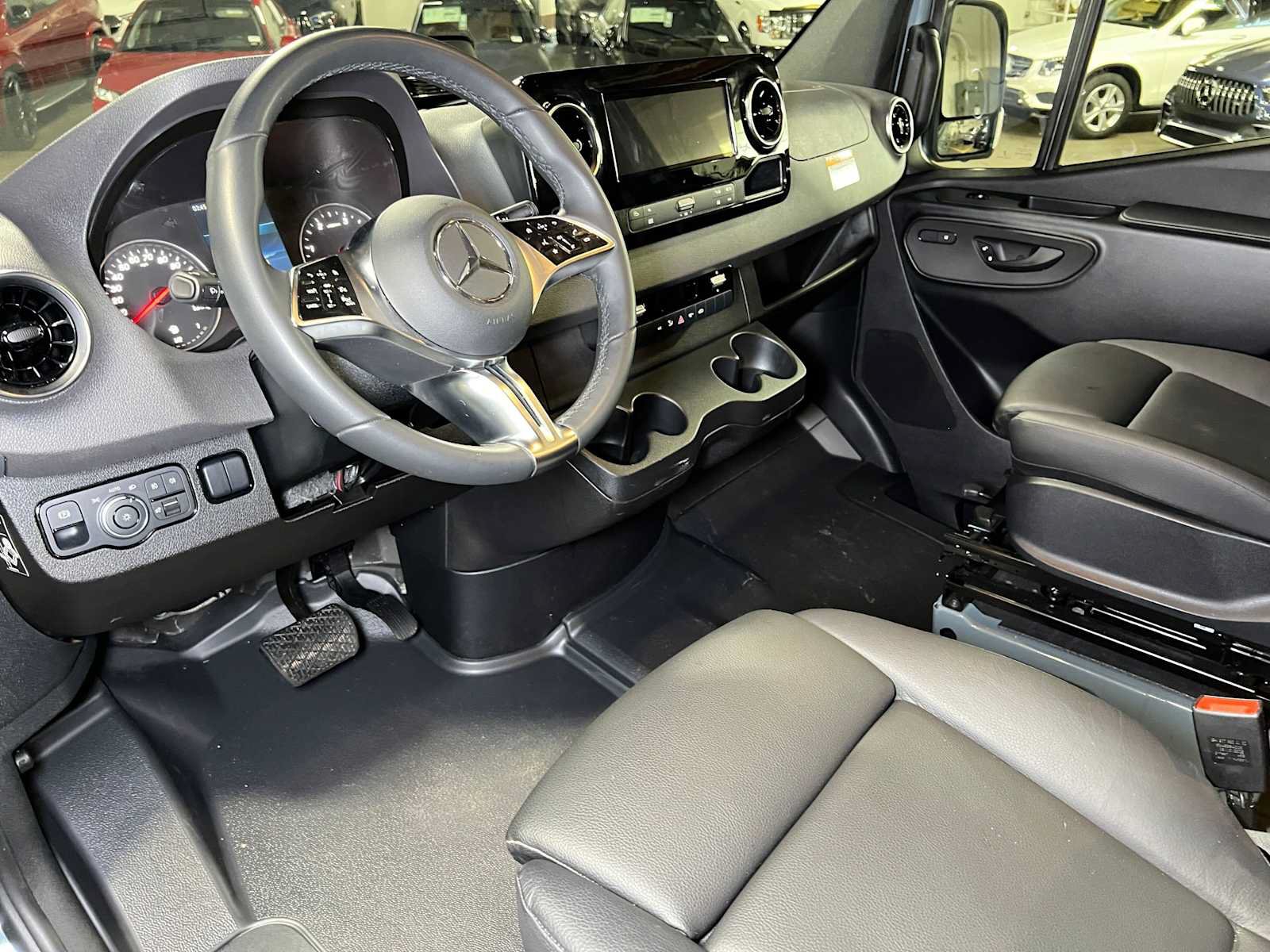 Used 2026 Mercedes-Benz Sprinter 2500 image 23