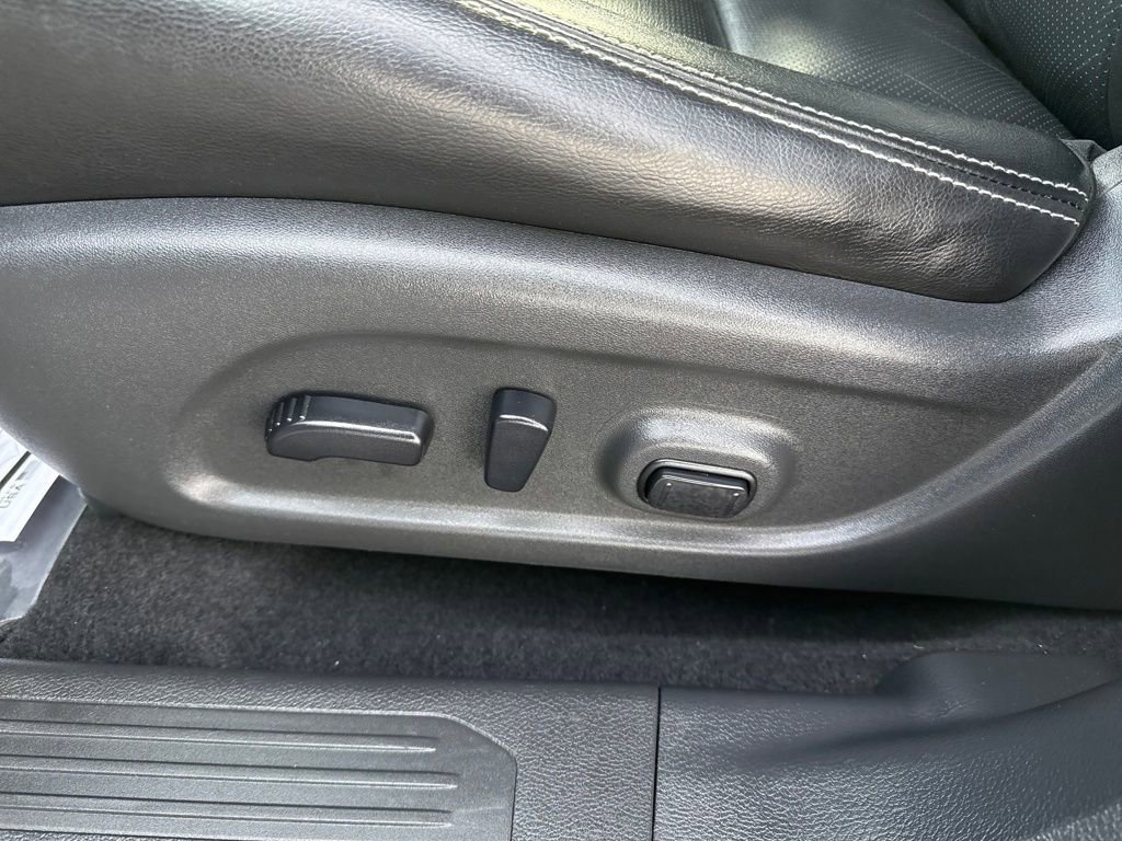 Used 2018 Nissan Murano Platinum w/ Cargo Package image 21