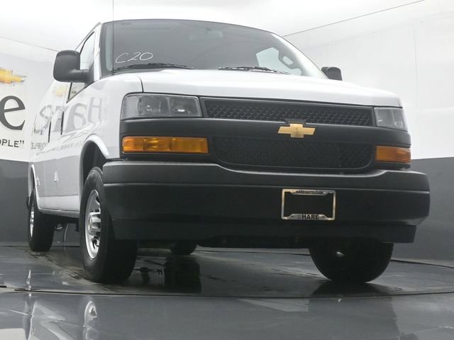 New 2026 Chevrolet Express 2500 w/ Driver Convenience Package image 3