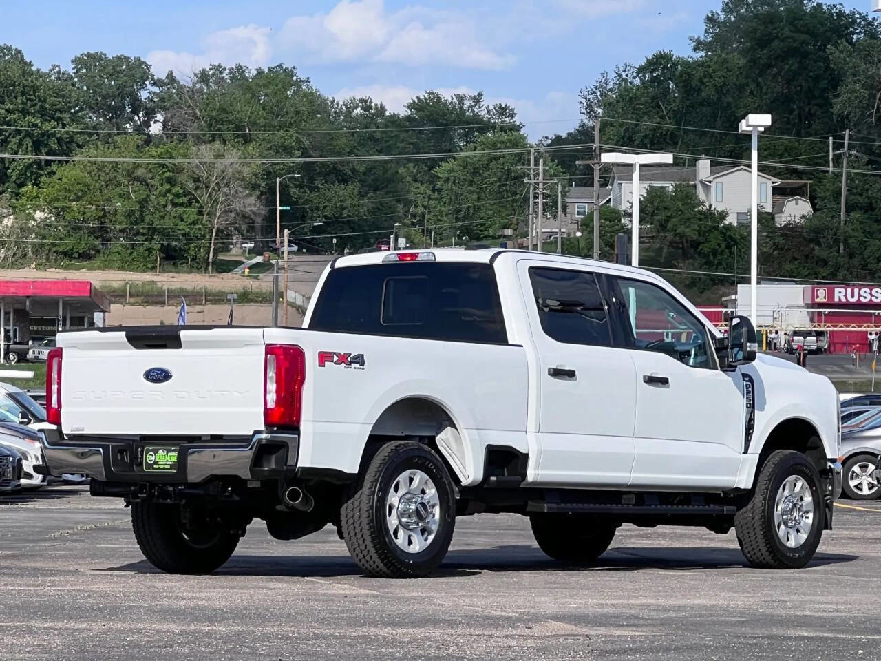 Used 2024 Ford F250 XLT w/ FX4 Off-Road Package image 7