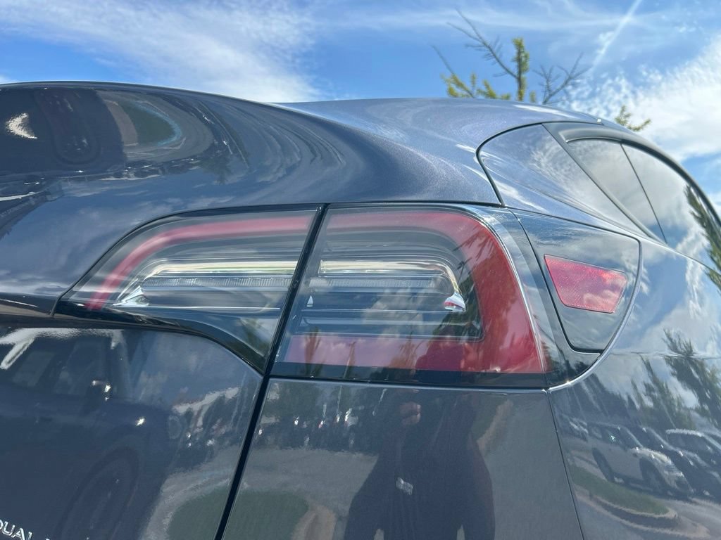 Used 2023 Tesla Model Y Long Range AWD/4WD image 21