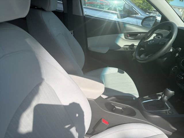 Used 2023 Hyundai Kona SEL AWD/4WD image 12