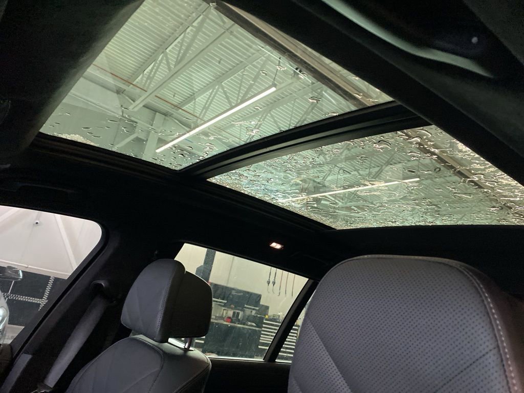 Certified 2025 BMW X7 xDrive40i w/ M Sport Package image 18