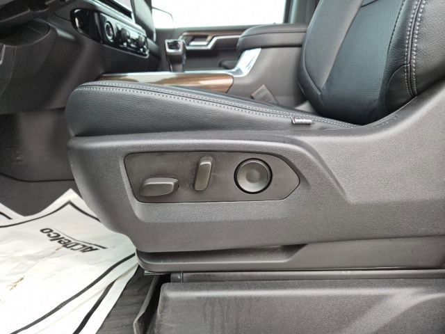 Used 2022 Chevrolet Silverado 1500 RST image 16