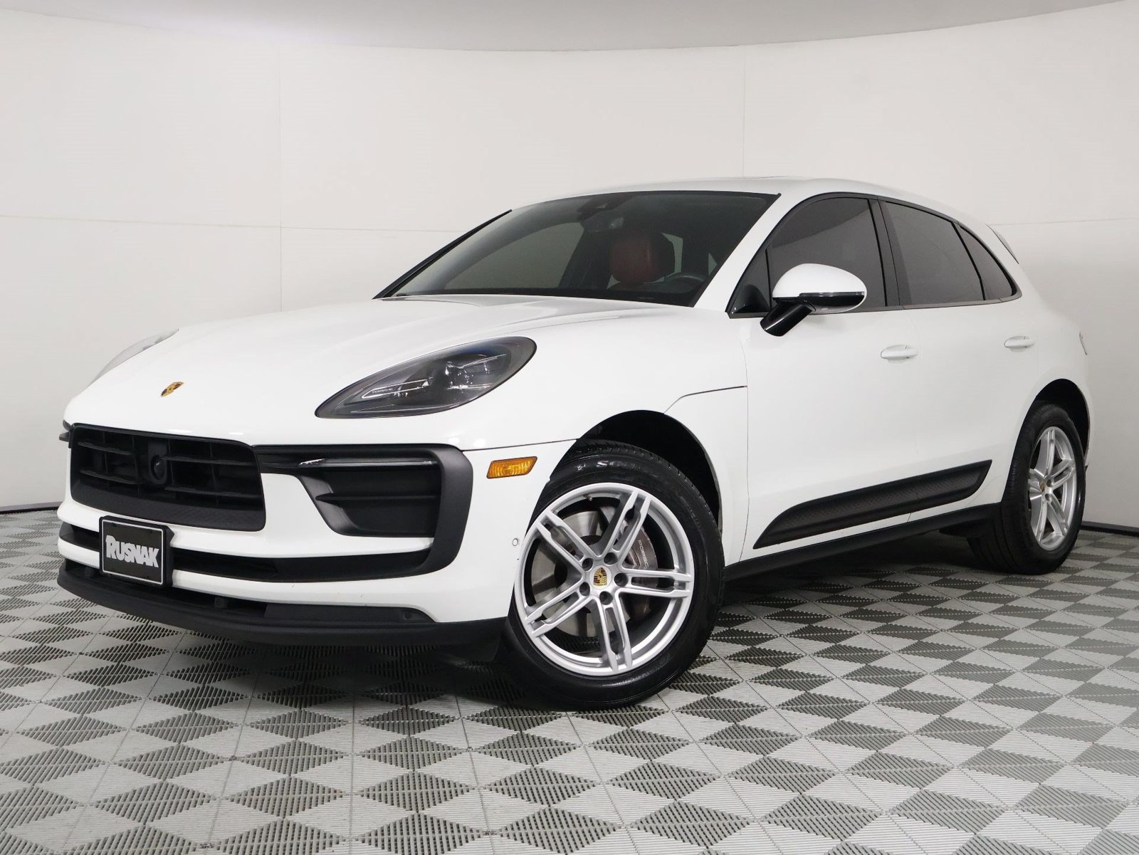 Certified 2023 Porsche Macan