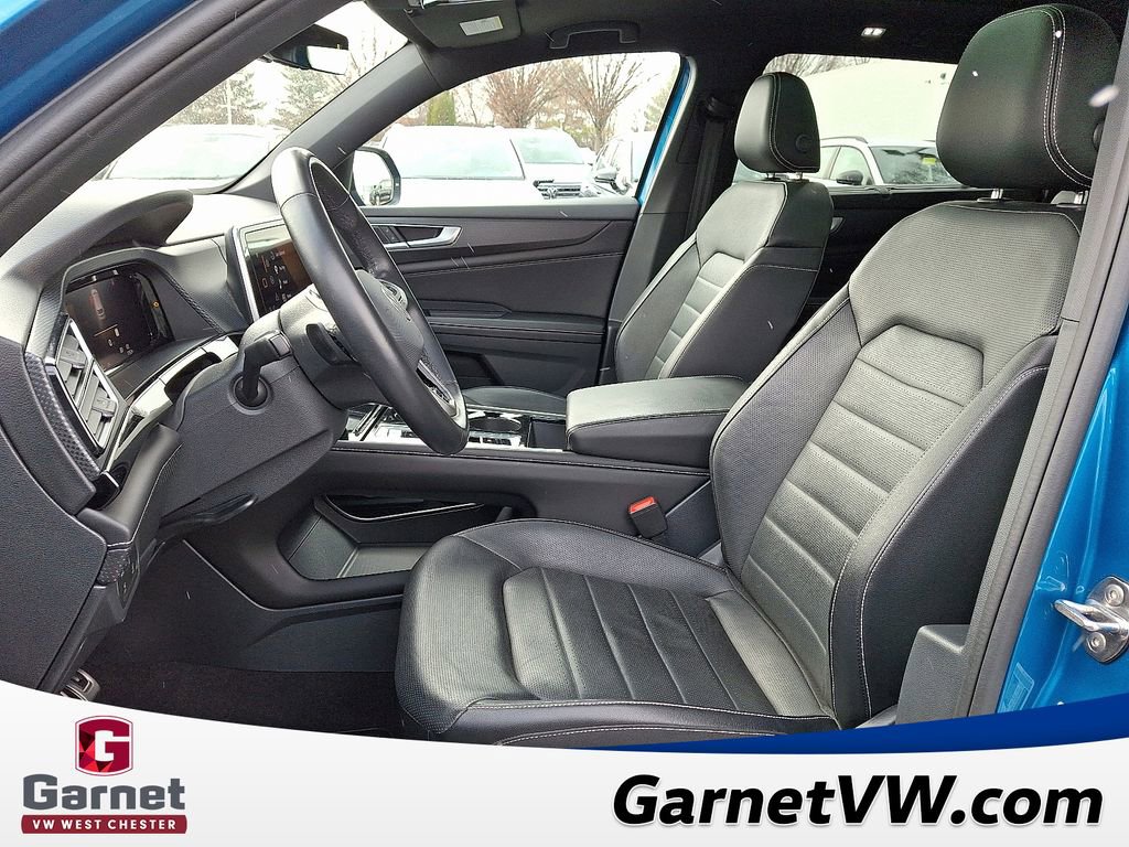 Certified 2024 Volkswagen Atlas Cross Sport SEL R-Line image 14