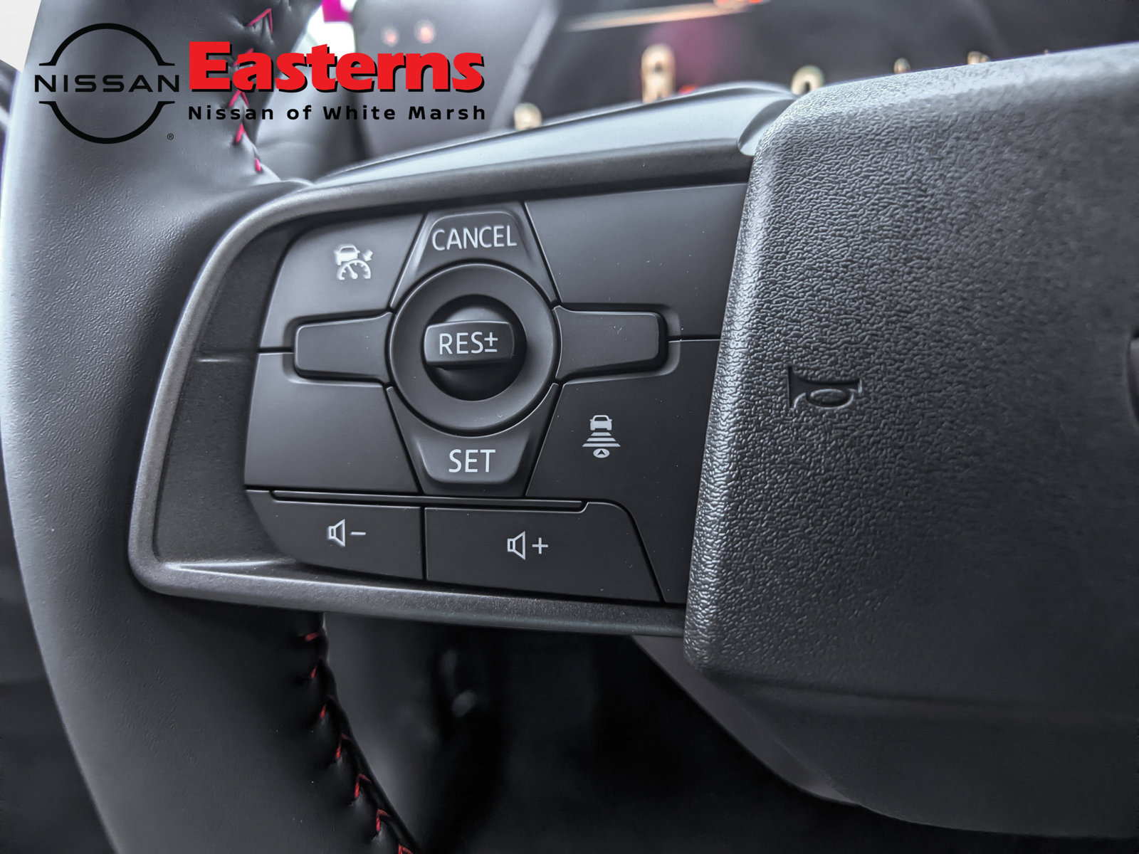 New 2027 Nissan Sentra SR w/ Floor Mat Package FWD image 15