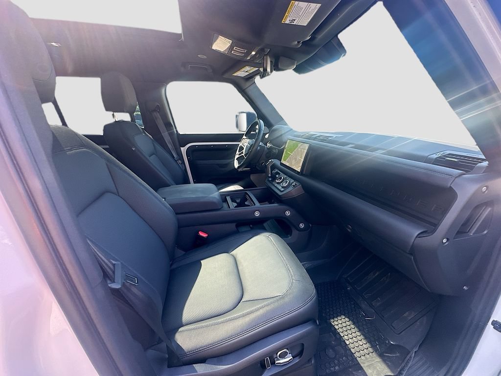 Used 2024 Land Rover Defender 130 Outbound AWD/4WD image 30
