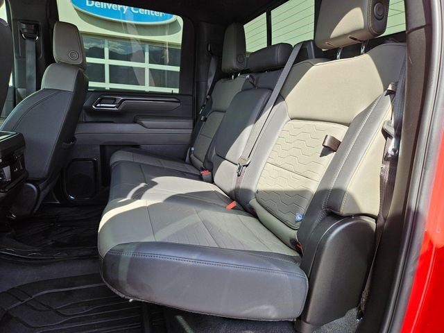 Used 2024 Chevrolet Silverado 2500 ZR2 w/ Technology Package AWD/4WD image 26